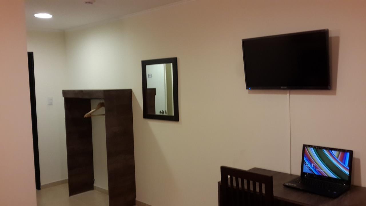 Hotel Cueva De Las Manos เปริโต โมเรโน ภายนอก รูปภาพ